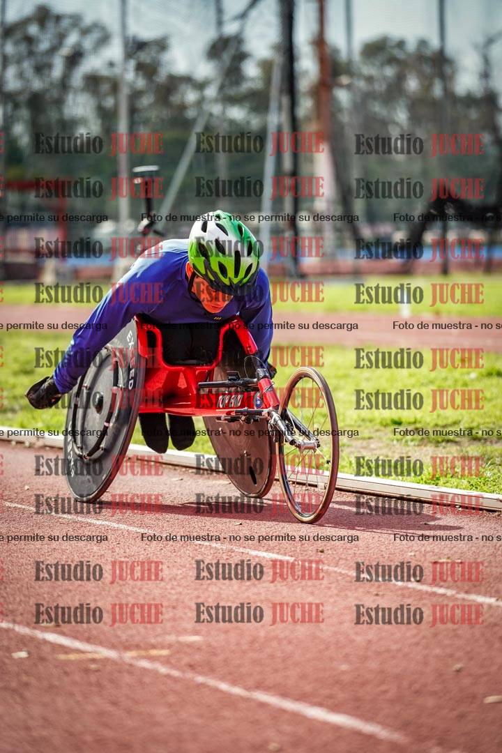 Fotos de los 800 m llanos de silla de ruedas
