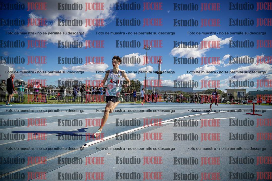 Fotos de los 800 m llanos de varones