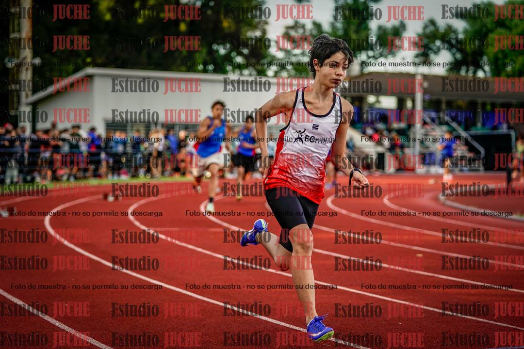 Fotos de los 400 m llanos de varones