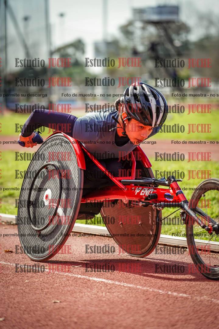 Fotos de los 800 m llanos de silla de ruedas