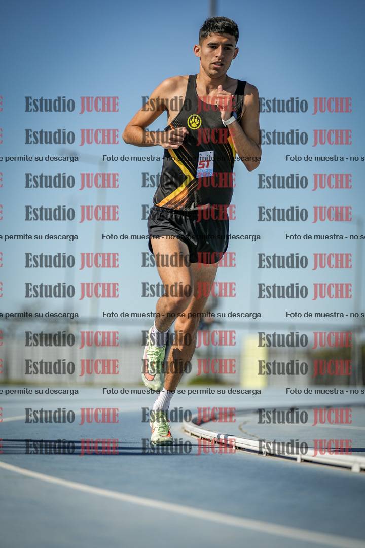 Fotos de los 5000 m llanos de mujeres y varones