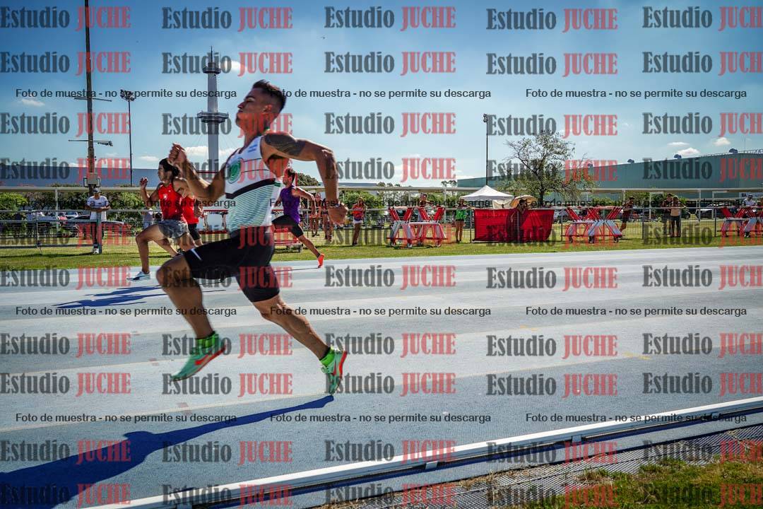 Fotos de los 100 m llanos de varones