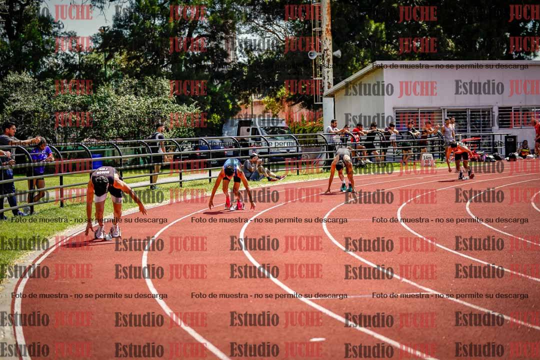 Fotos de los 400 m llanos de varones