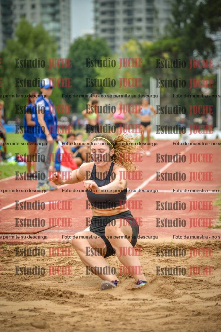 Fotos del salto triple - tabla de 8 y 10