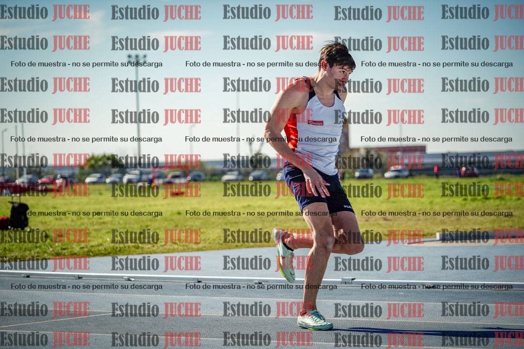 Fotos de los 400 m llanos de varones