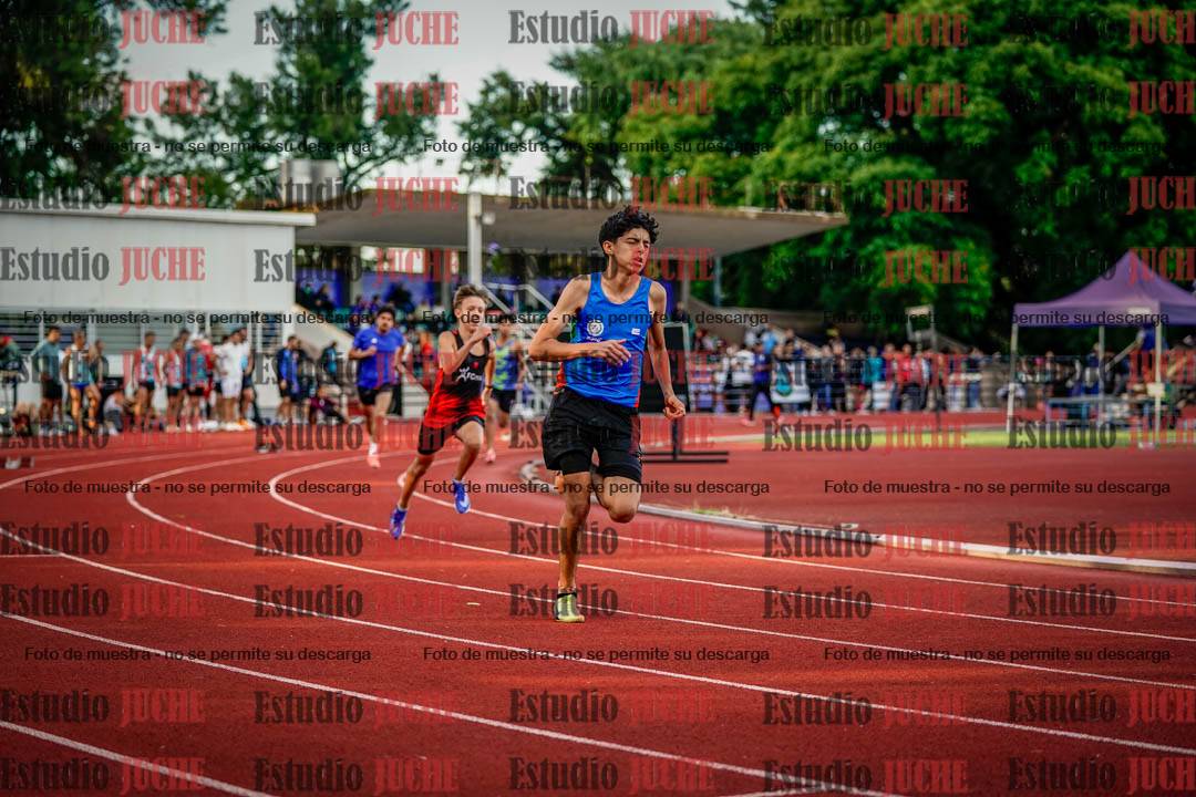 Fotos de los 400 m llanos de varones