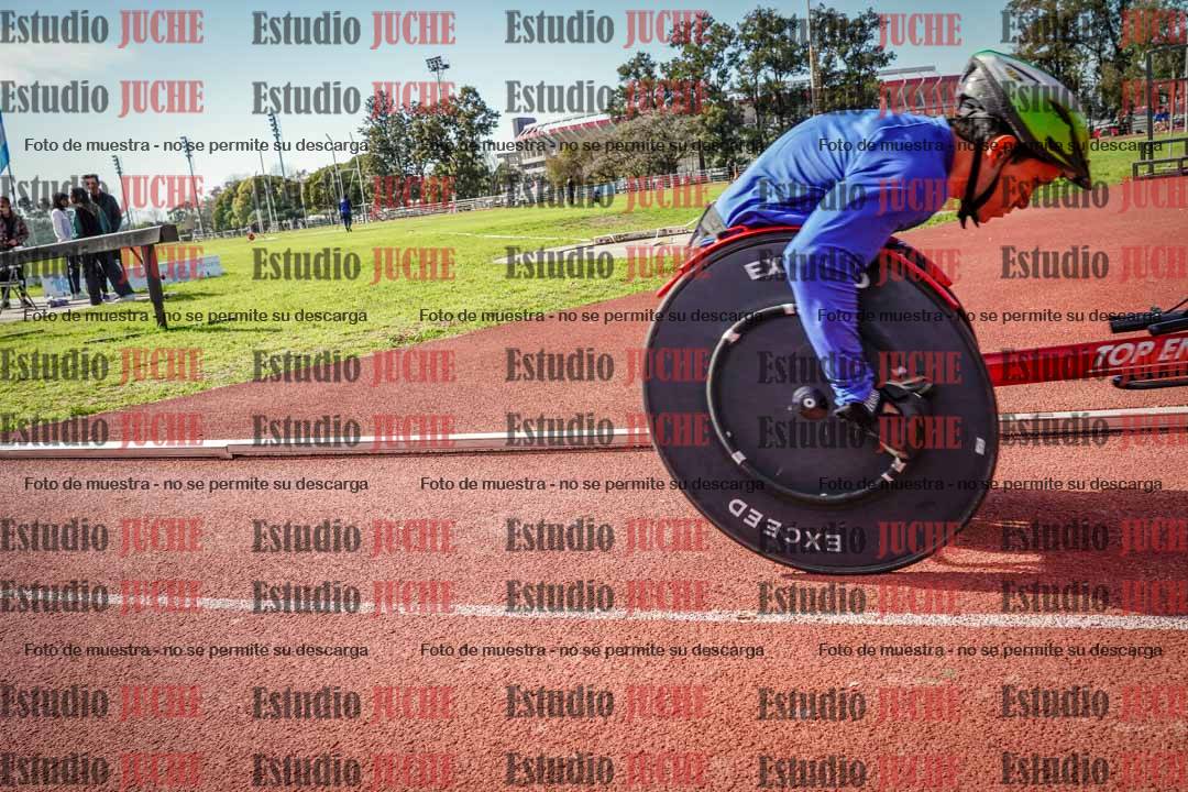 Fotos de los 800 m llanos de silla de ruedas