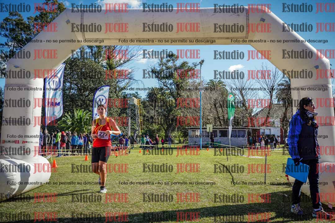 Fotos de la llegada del cross de 3000 m