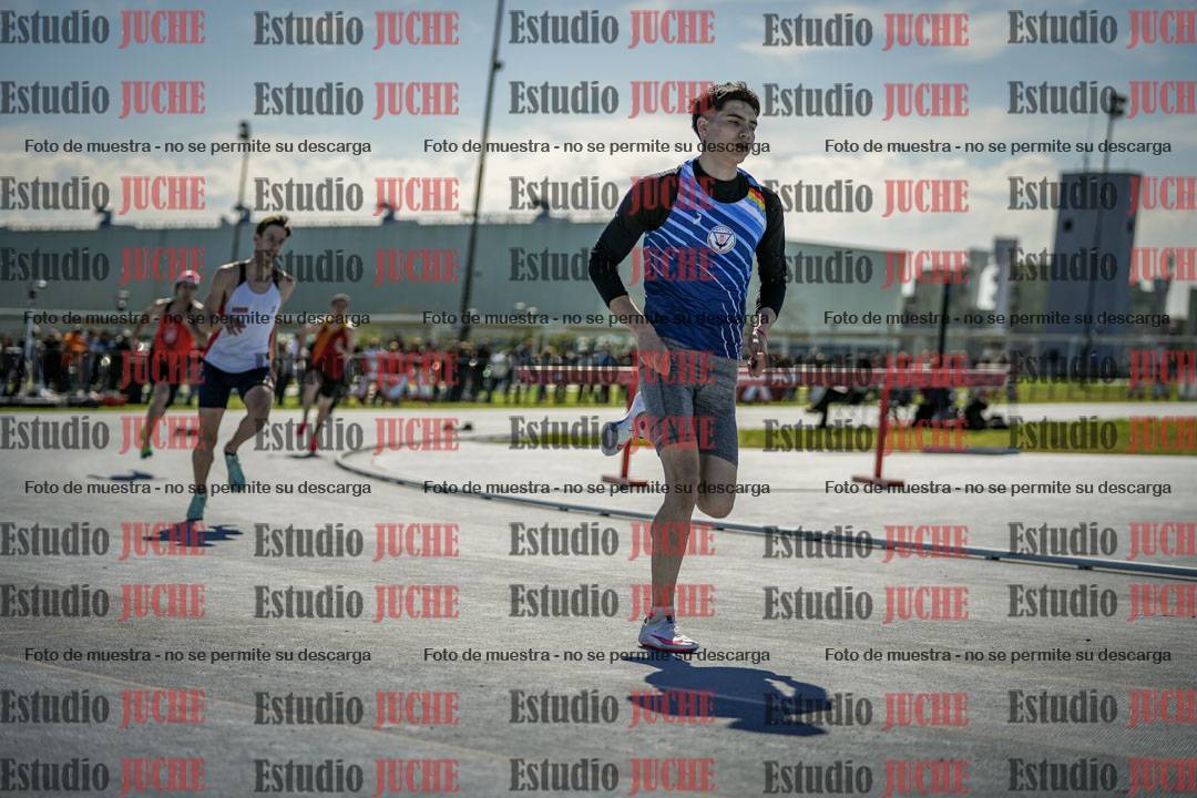 Fotos de los 400 m llanos de varones