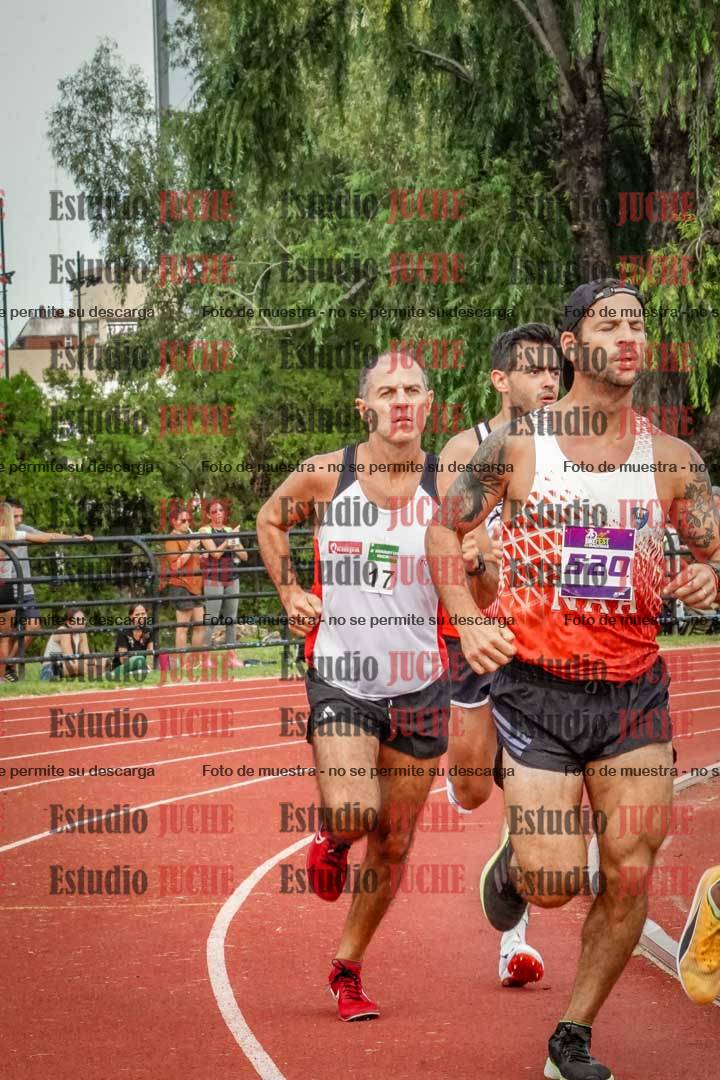Fotos de los 3000 m llanos de varones
