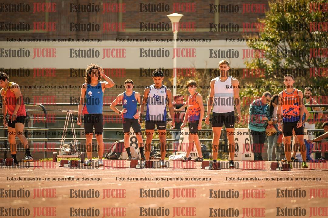 Fotos de los 100 m llanos de varones
