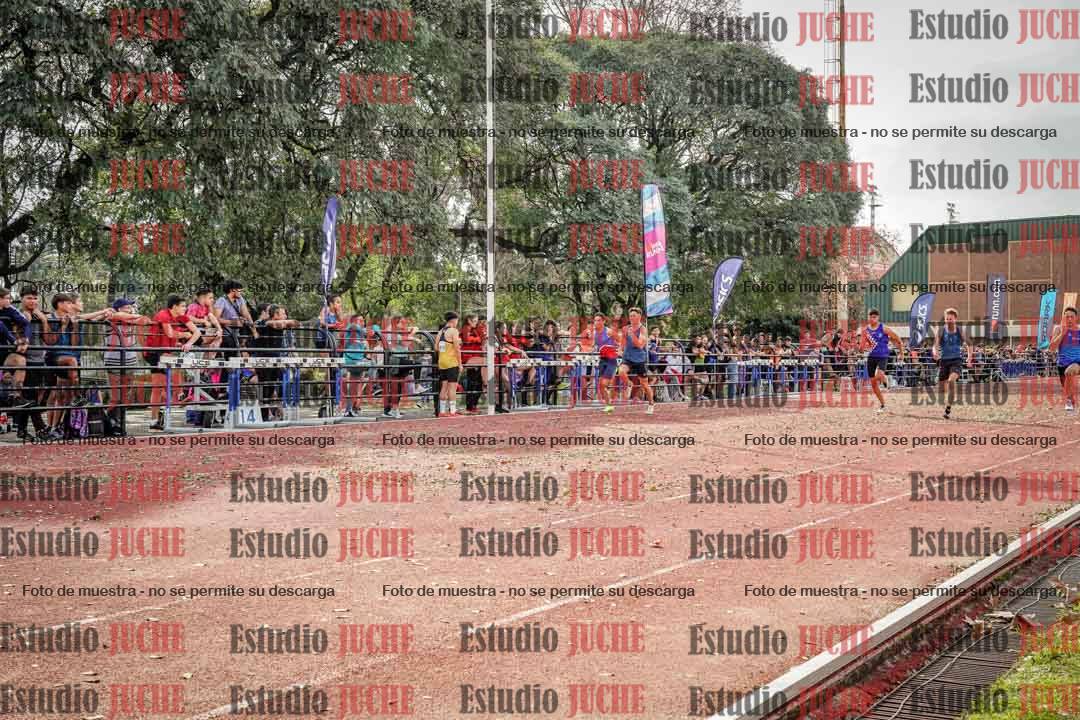 Fotos de los 100 m llanos de varones