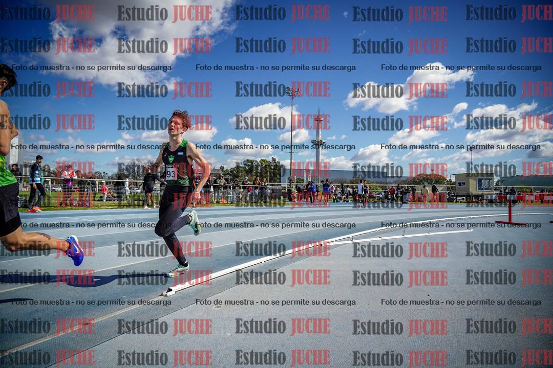 Fotos de los 800 m llanos de varones