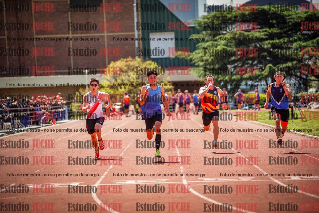 Fotos de los 100 m llanos de varones