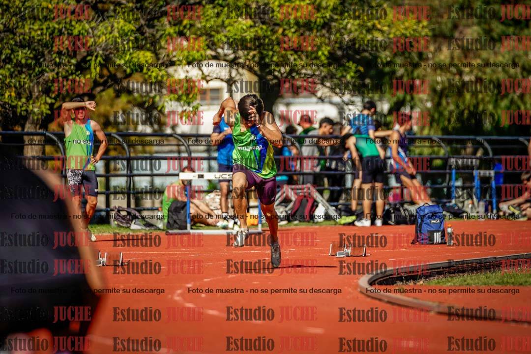 Fotos de los 200 m llanos de varones
