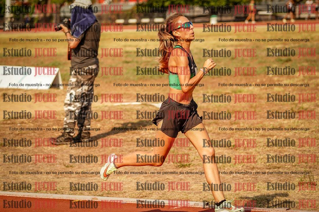 Fotos de los 1500 m llanos de mujeres