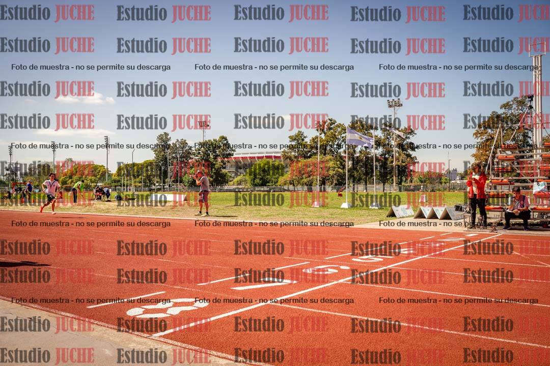 Fotos de los 400 m llanos de varones