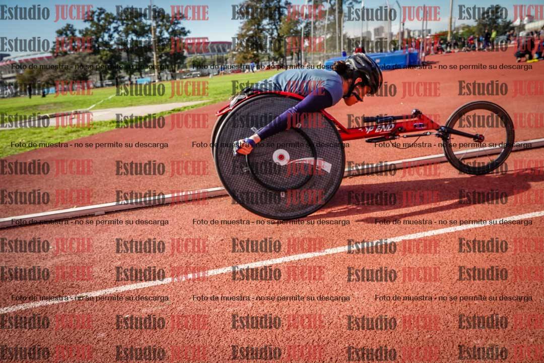 Fotos de los 800 m llanos de silla de ruedas