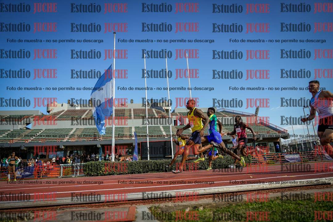 Fotos de los 100 m de varones - FINAL
