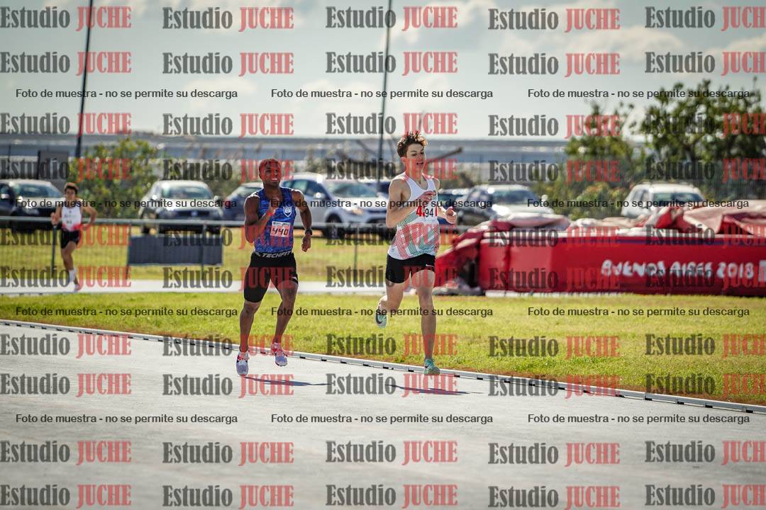 Fotos de los 800 m llanos de varones