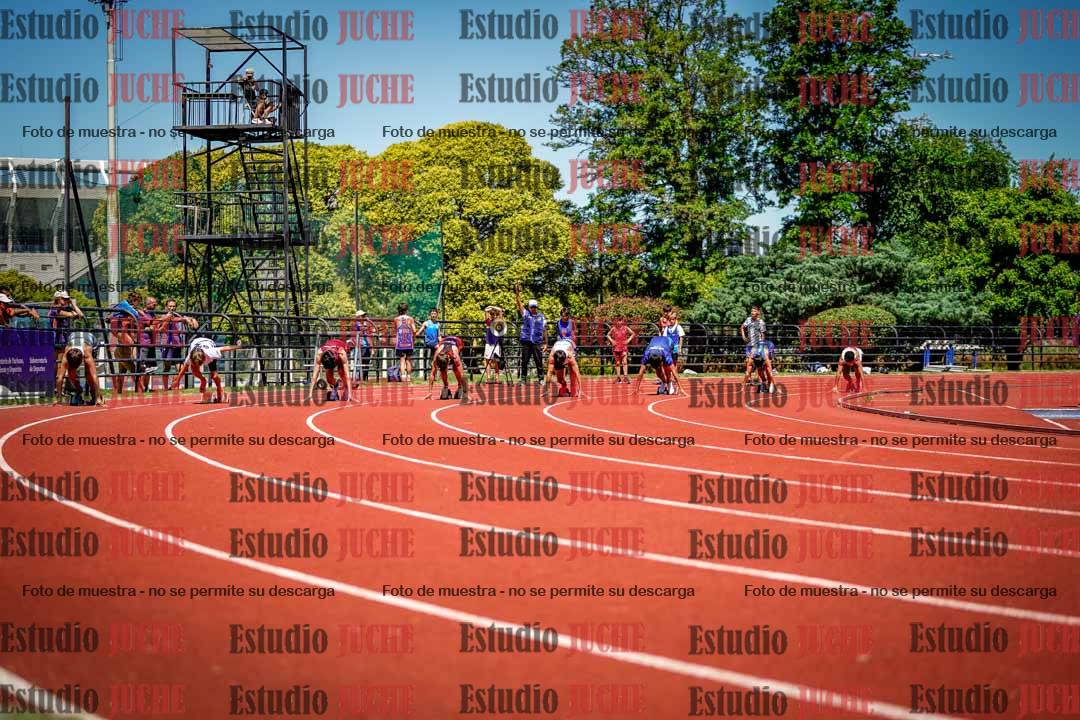 Fotos de los 150 m llanos de varones