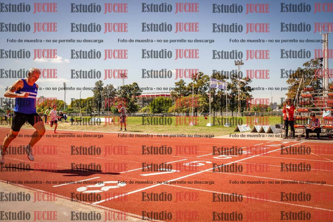 Fotos de los 400 m llanos de varones