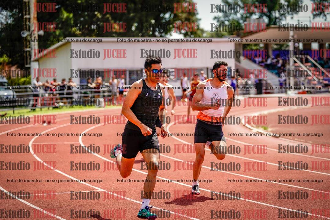 Fotos de los 400 m llanos de varones