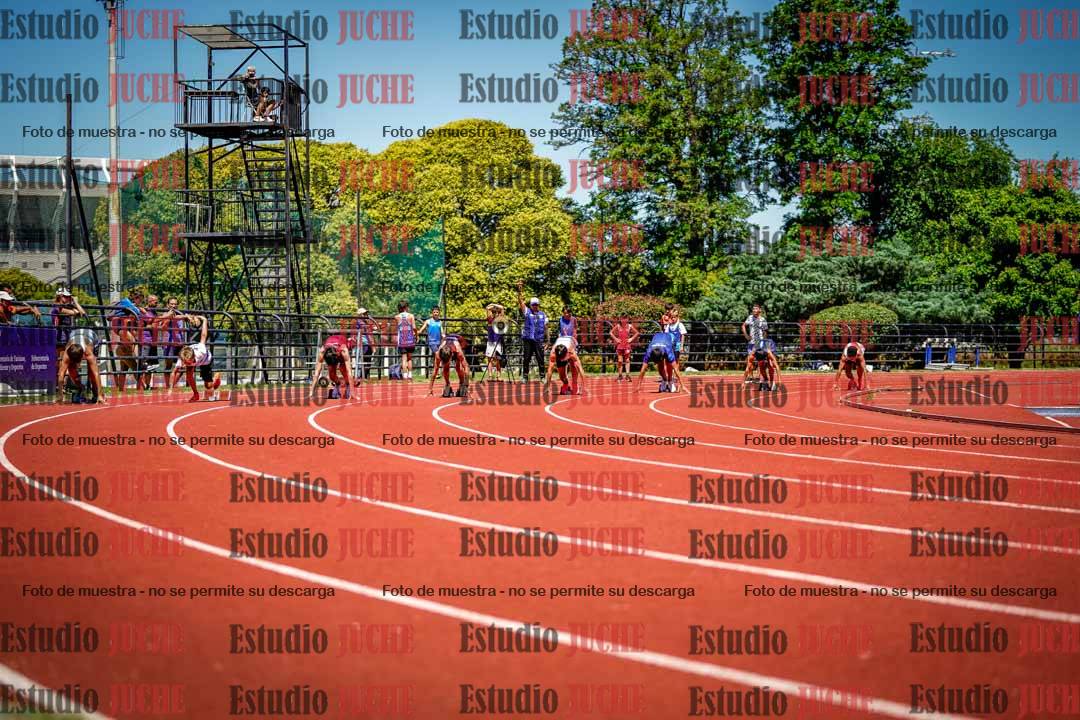 Fotos de los 150 m llanos de varones