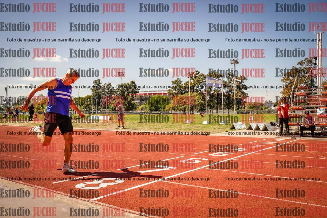 Fotos de los 400 m llanos de varones