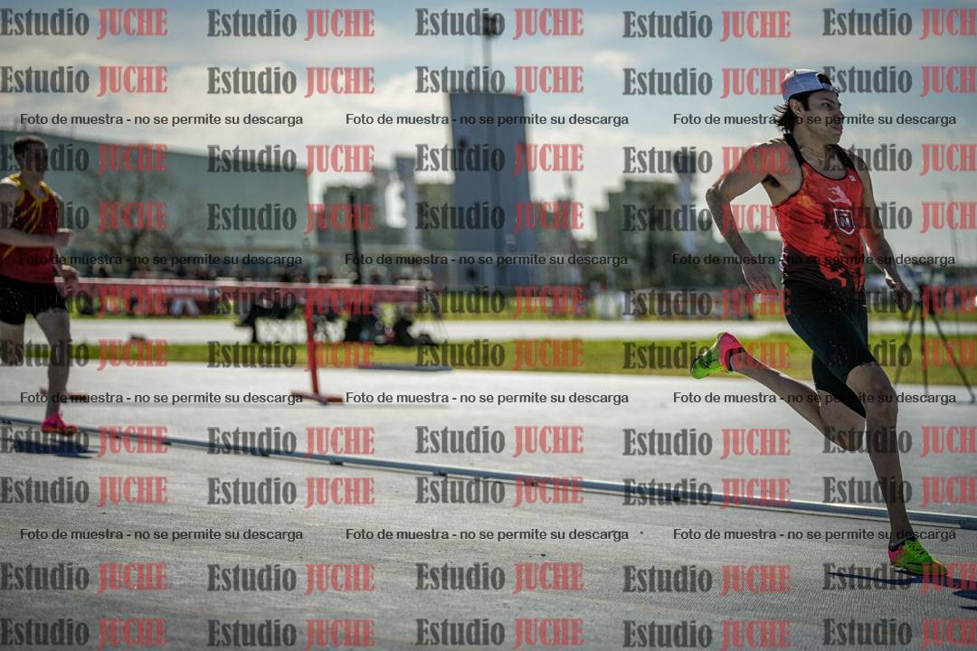 Fotos de los 400 m llanos de varones