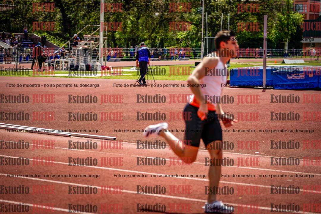 Fotos de los 400 m llanos de varones