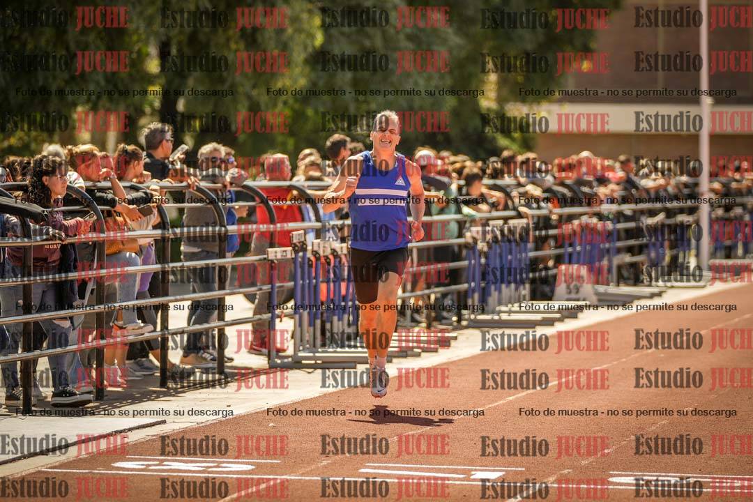 Fotos de los 400 m llanos de varones