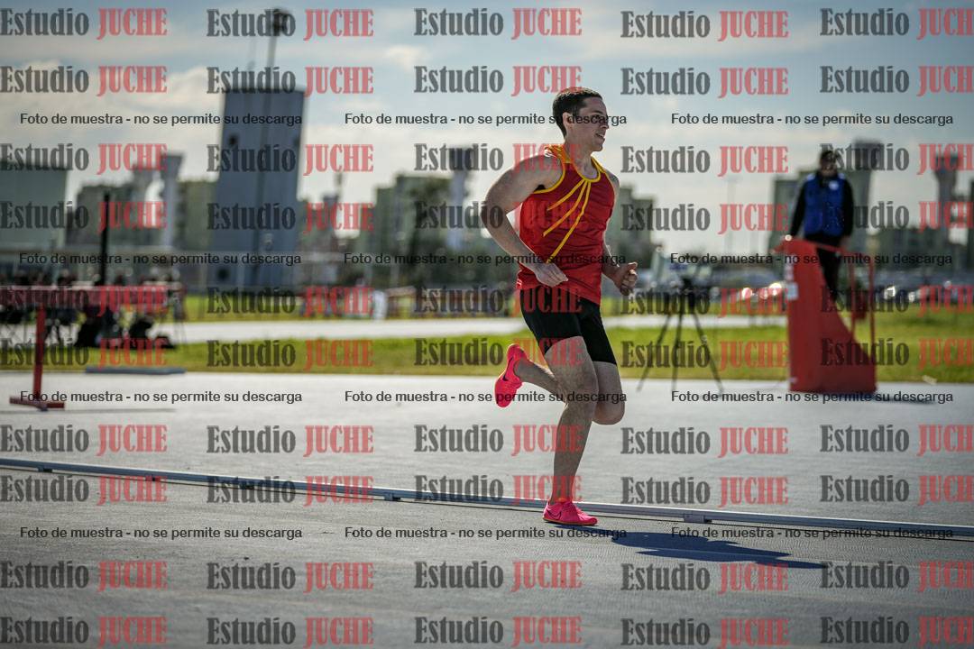 Fotos de los 400 m llanos de varones