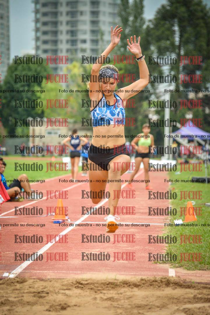 Fotos del salto triple - tabla de 8 y 10