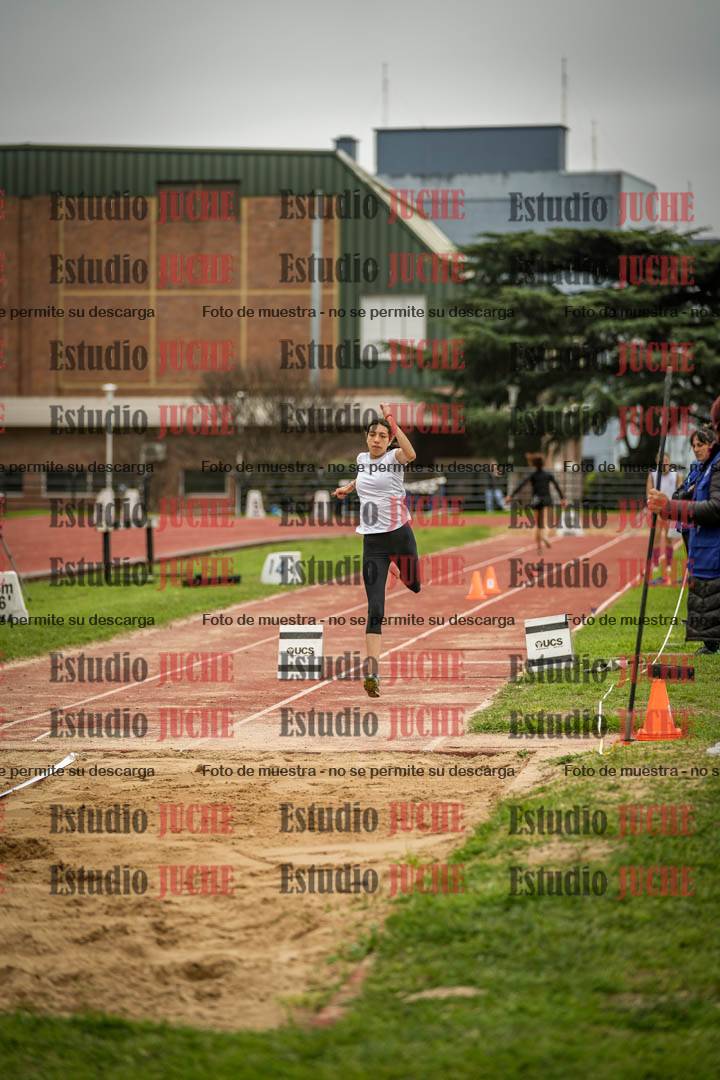 Fotos del salto triple de mujeres y varones - todas las tablas