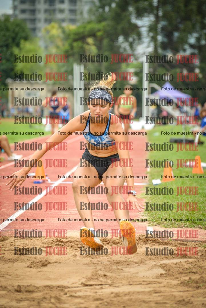 Fotos del salto triple - tabla de 8 y 10