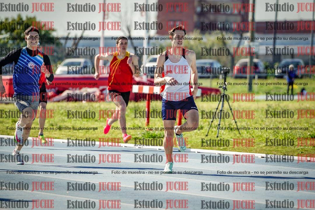 Fotos de los 400 m llanos de varones