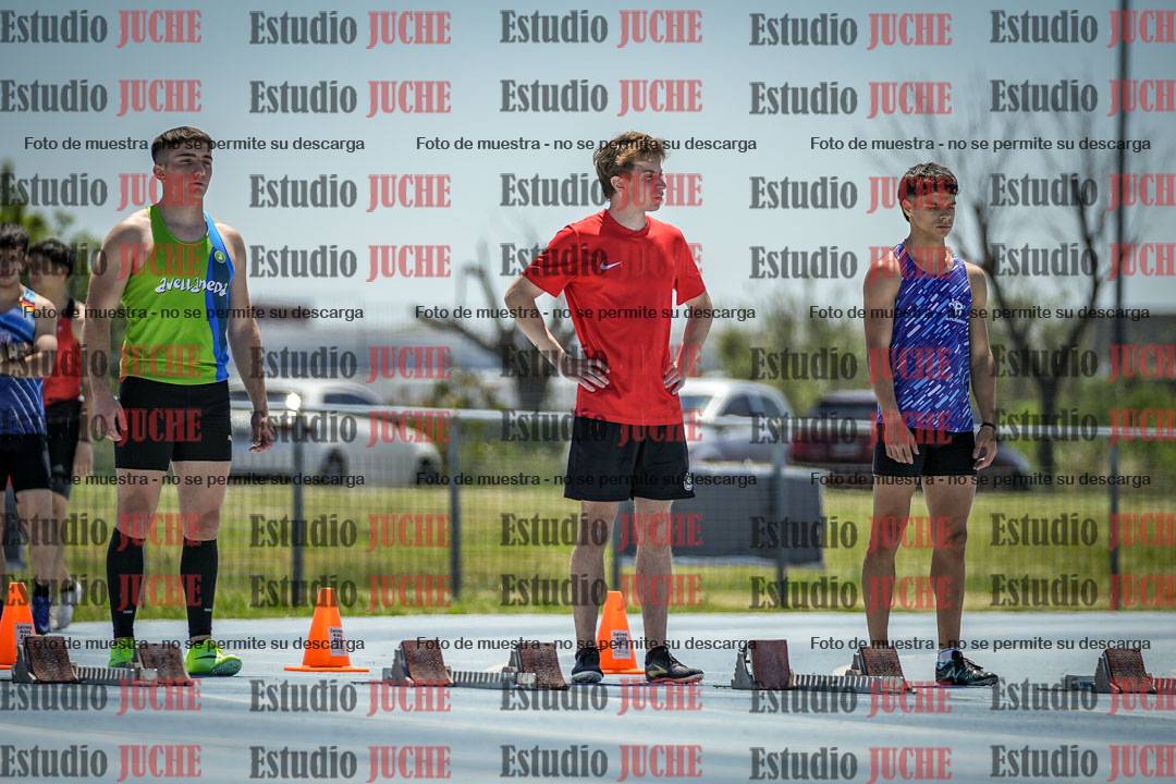 Fotos de los 100 m llanos de varones