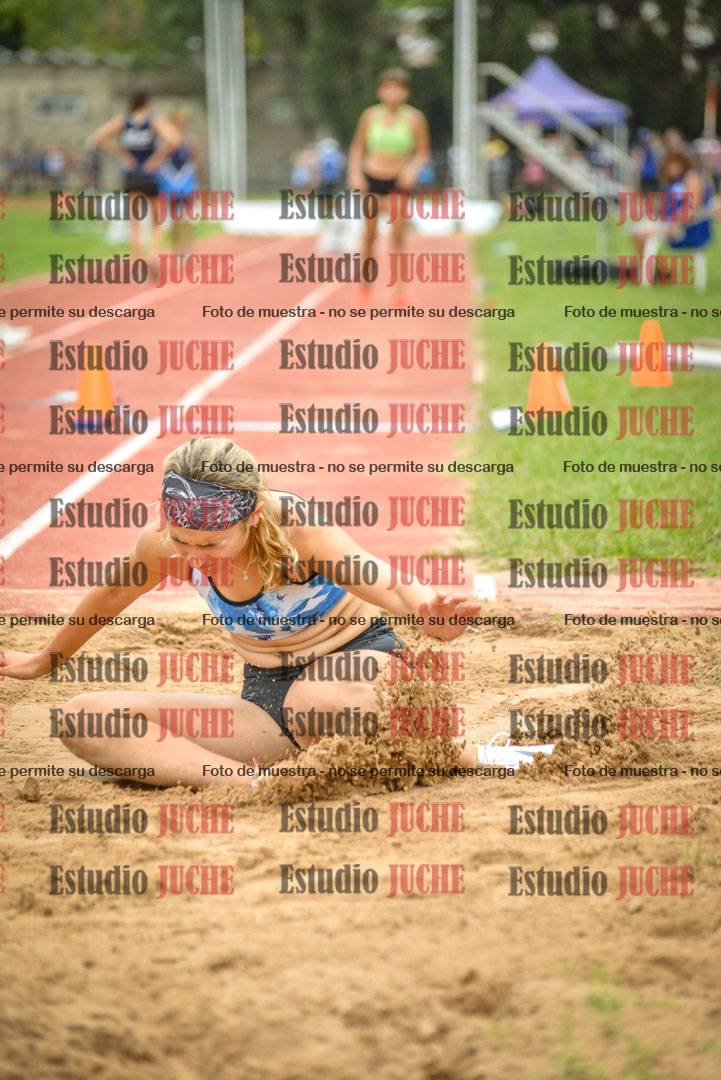 Fotos del salto triple - tabla de 8 y 10