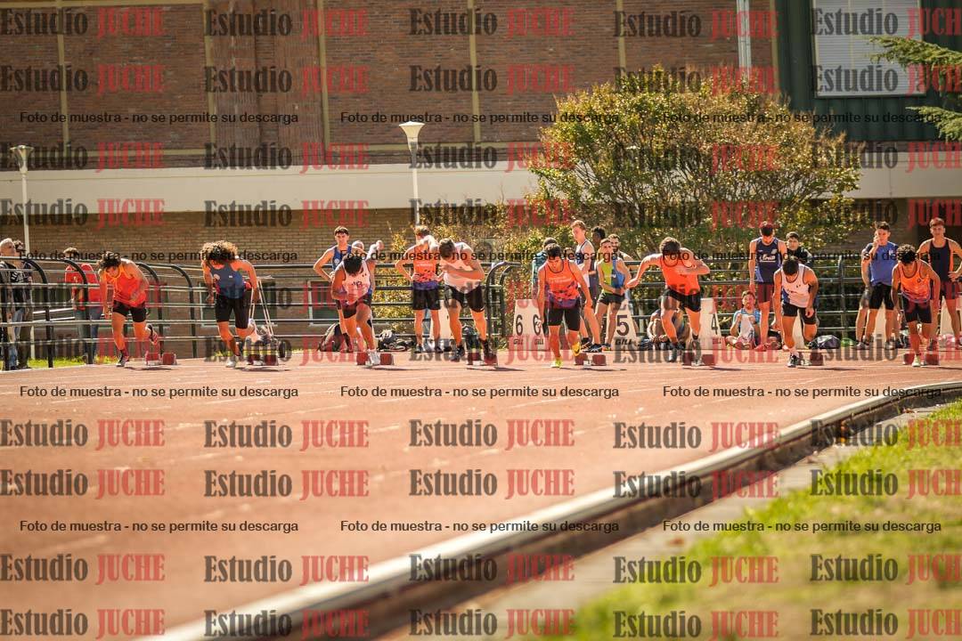 Fotos de los 100 m llanos de varones