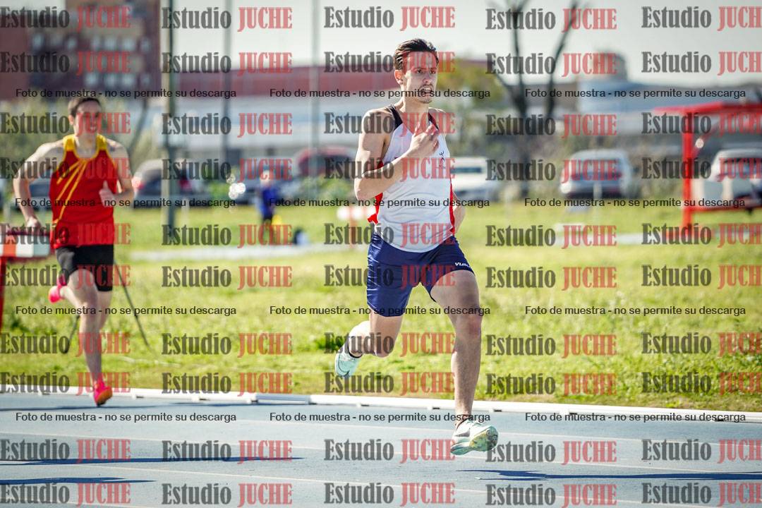 Fotos de los 400 m llanos de varones