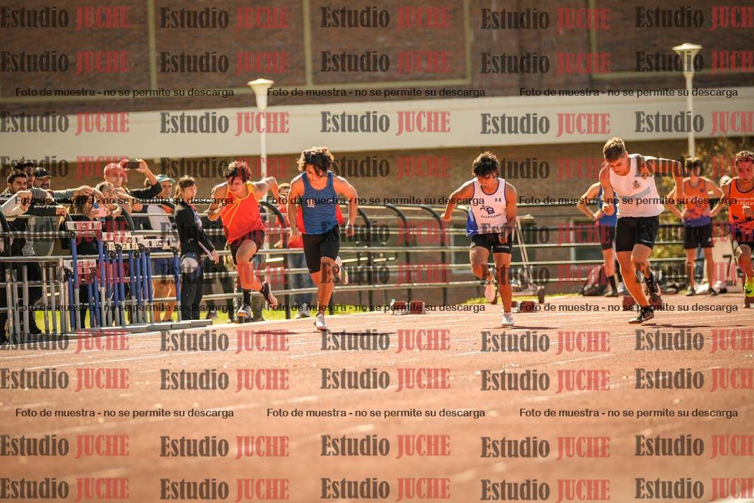 Fotos de los 100 m llanos de varones