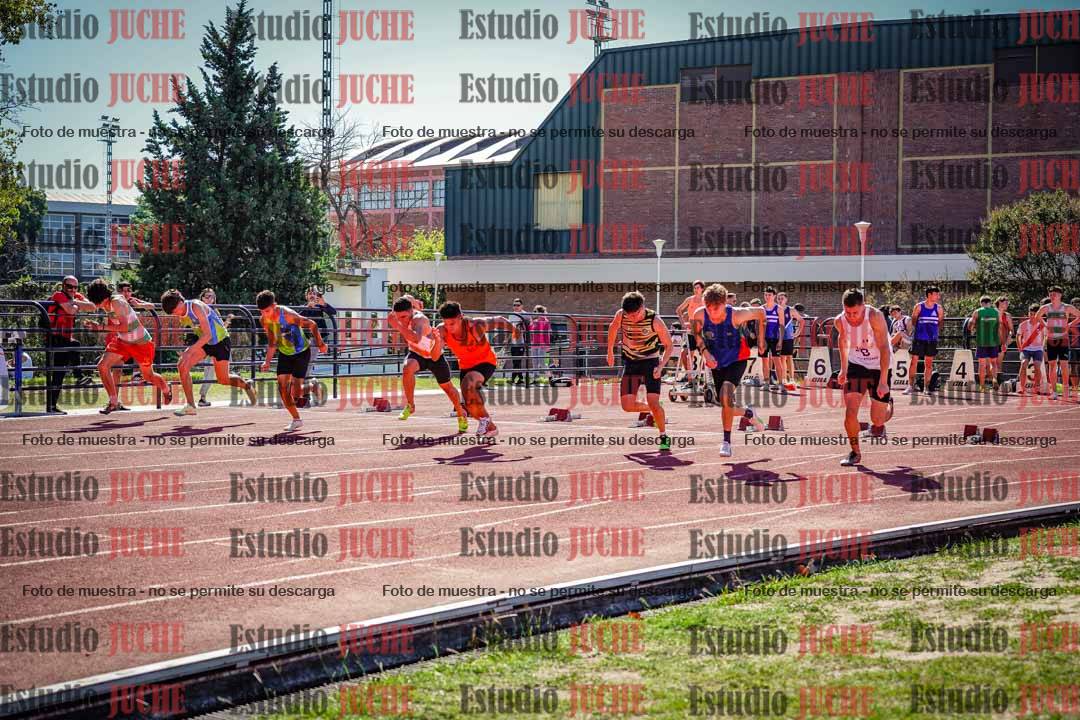 Fotos de los 100 m llanos de varones