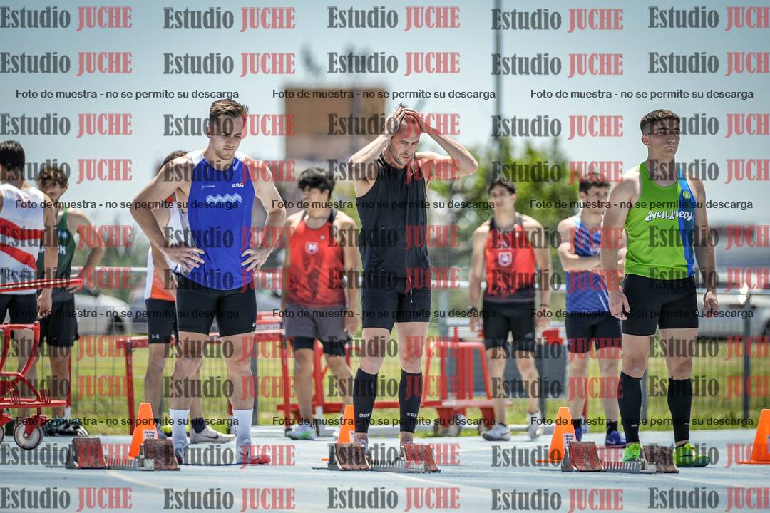 Fotos de los 100 m llanos de varones