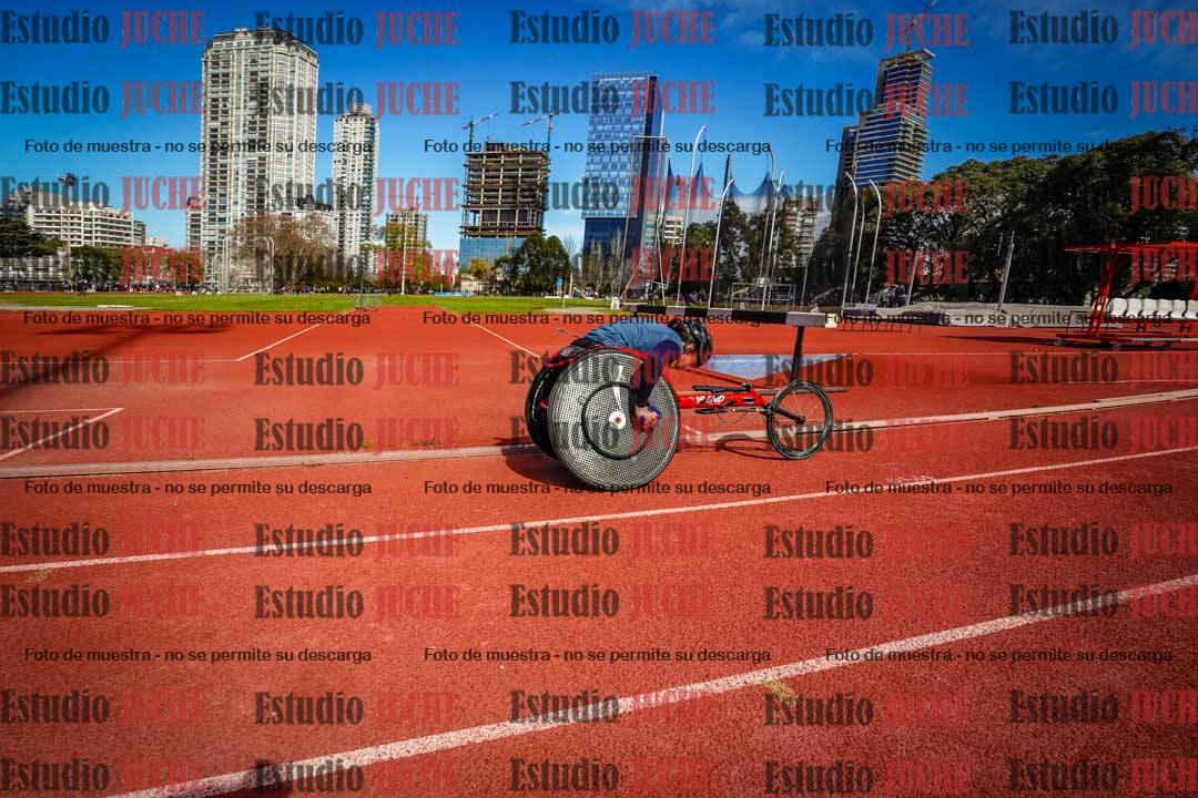 Fotos de los 800 m llanos de silla de ruedas
