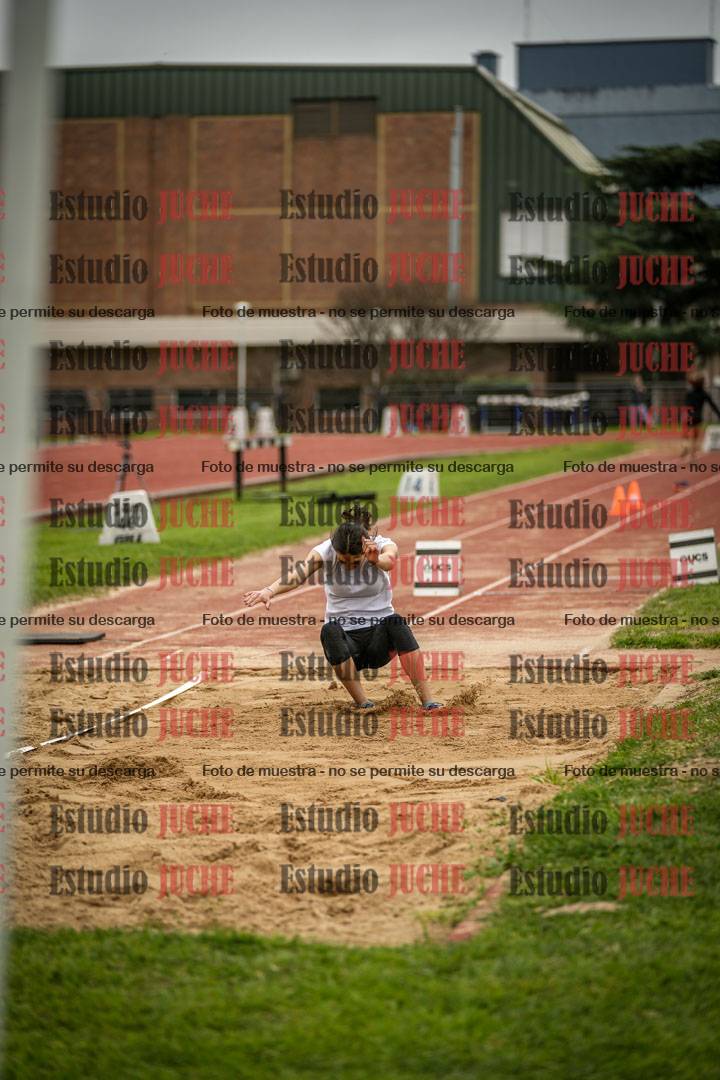 Fotos del salto triple de mujeres y varones - todas las tablas