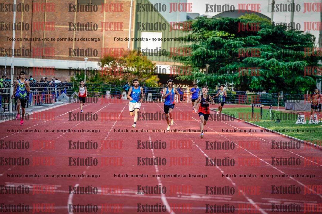 Fotos de los 400 m llanos de varones