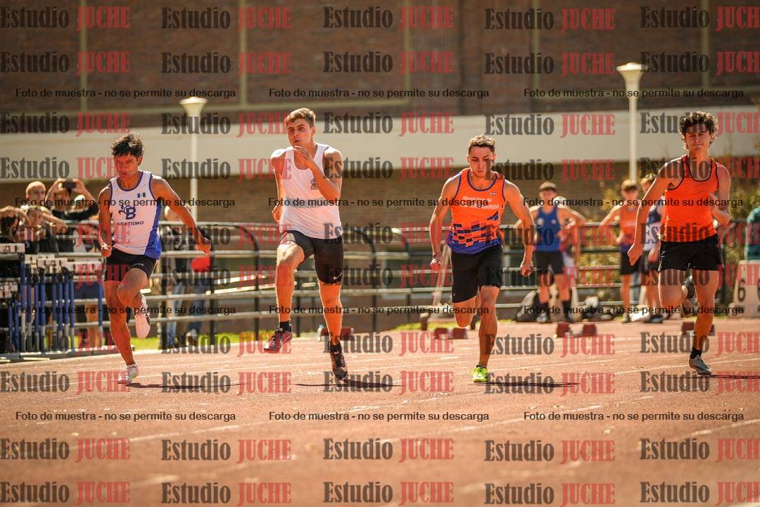 Fotos de los 100 m llanos de varones