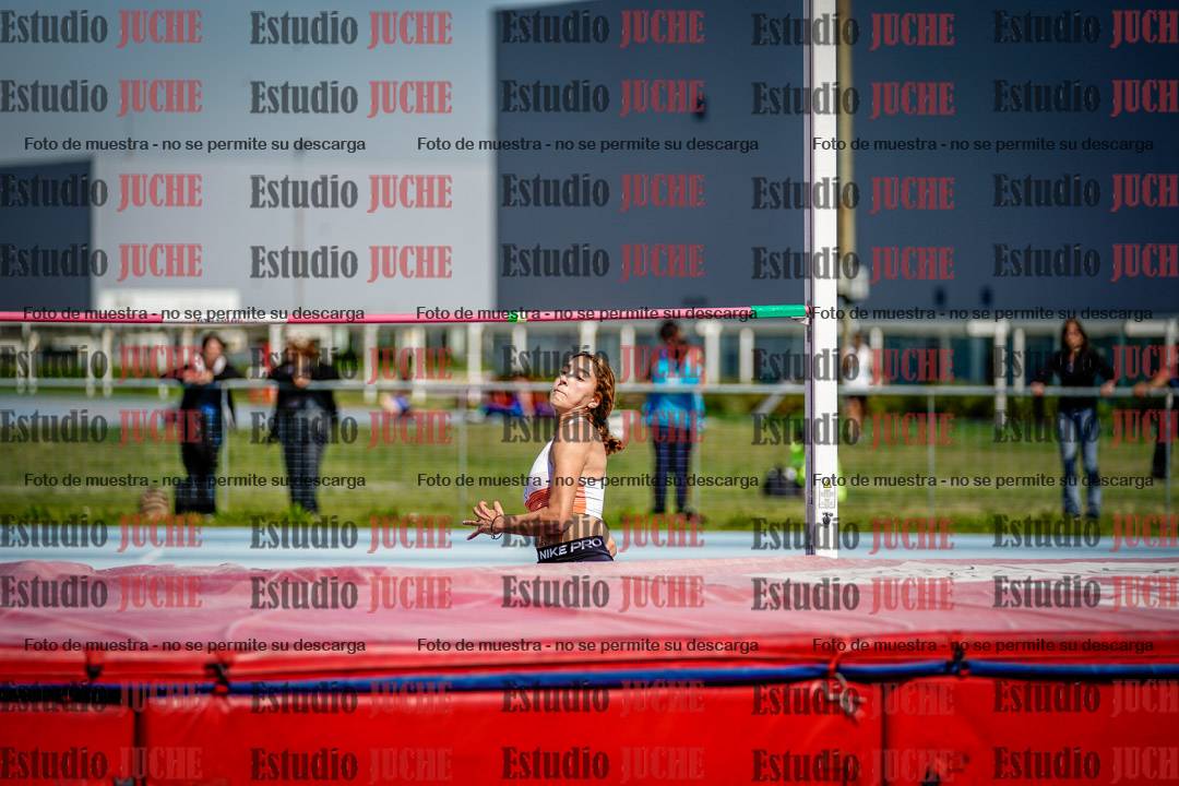 Fotos del salto en alto de mujeres