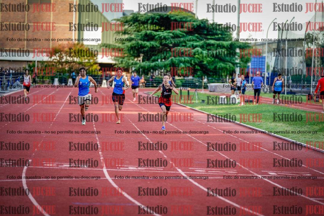 Fotos de los 400 m llanos de varones